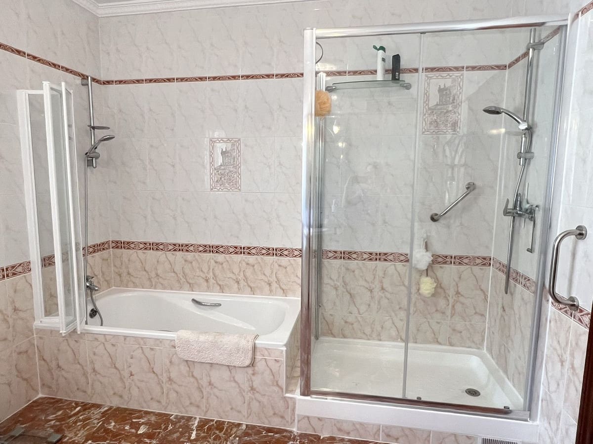 5 quarto Moradia para venda em Mijas com piscina garagem - 788 000 € (Ref: 9353947)
