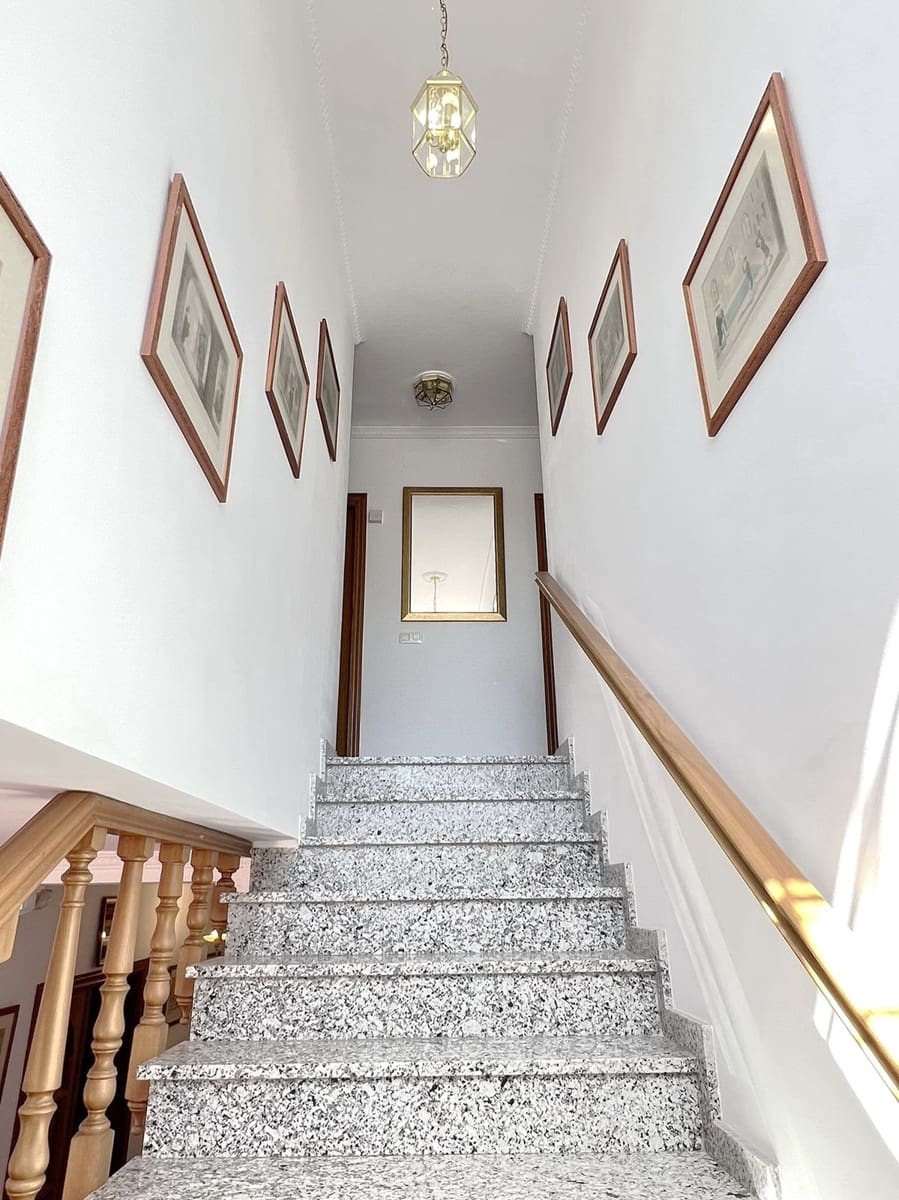 5 quarto Moradia para venda em Mijas com piscina garagem - 788 000 € (Ref: 9353947)