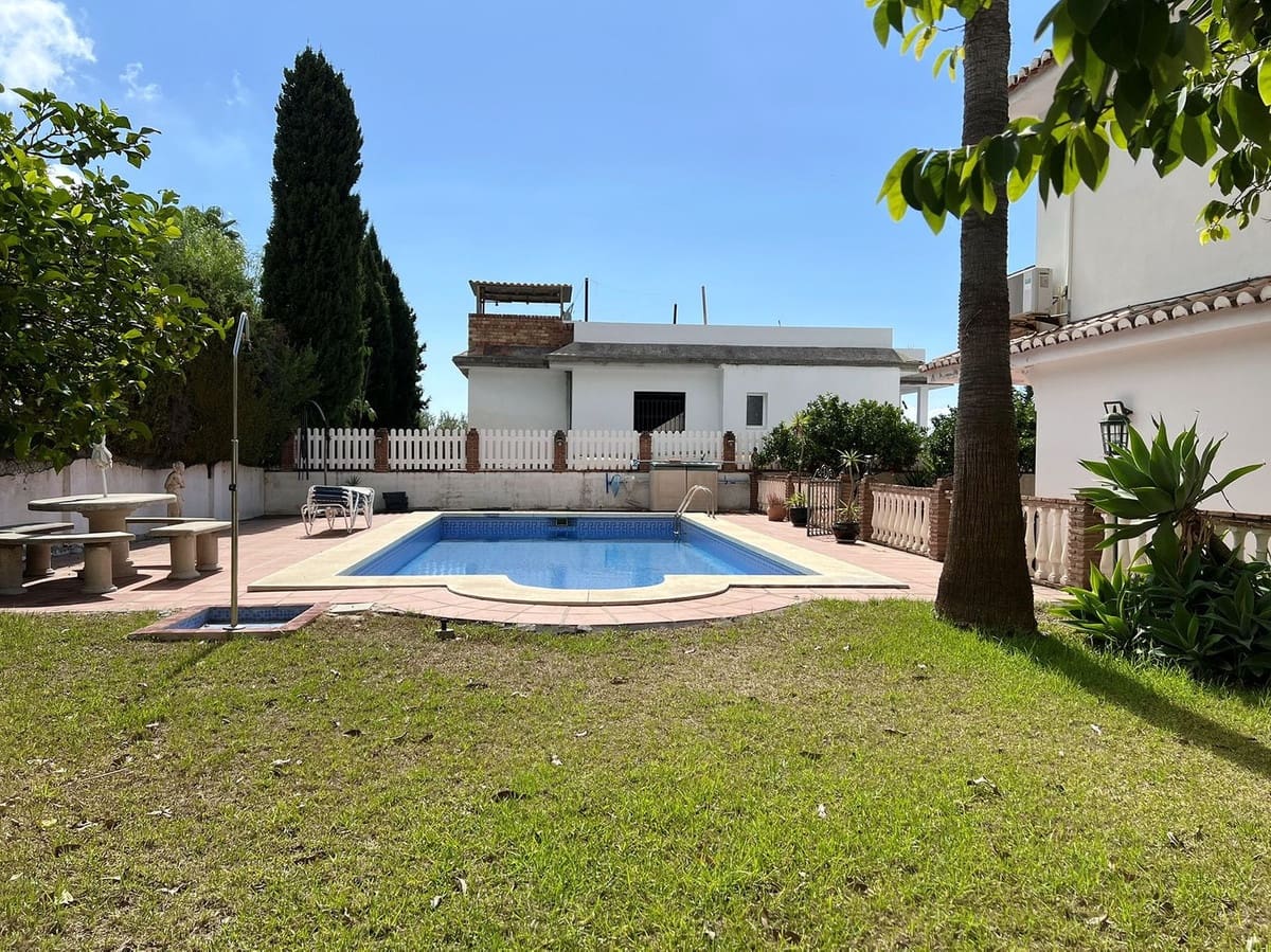 5 quarto Moradia para venda em Mijas com piscina garagem - 788 000 € (Ref: 9353947)