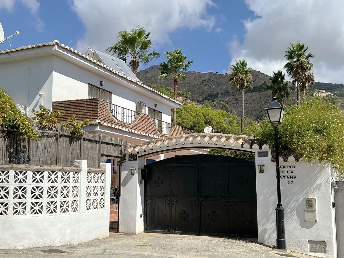 5 quarto Moradia para venda em Mijas com piscina garagem - 788 000 € (Ref: 9353947)