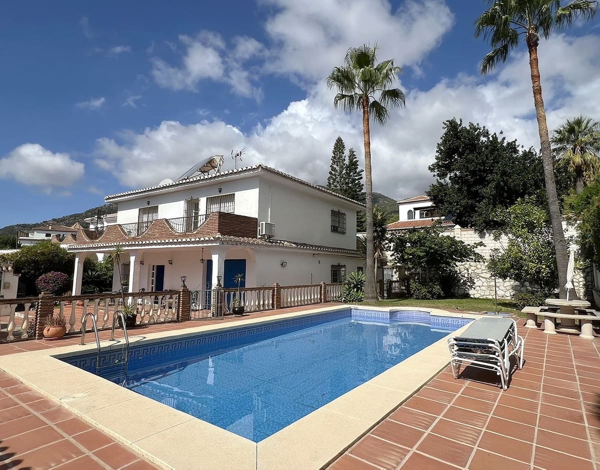 5 quarto Moradia para venda em Mijas com piscina garagem - 788 000 € (Ref: 9353947)