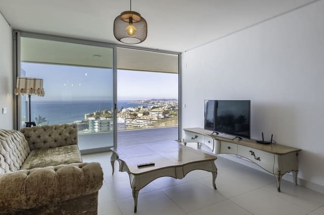 2 makuuhuone Huoneisto myytävänä paikassa El Higuerón, Fuengirola mukana uima-altaan 
autotalli - 699 000 € (Ref: 9353996)