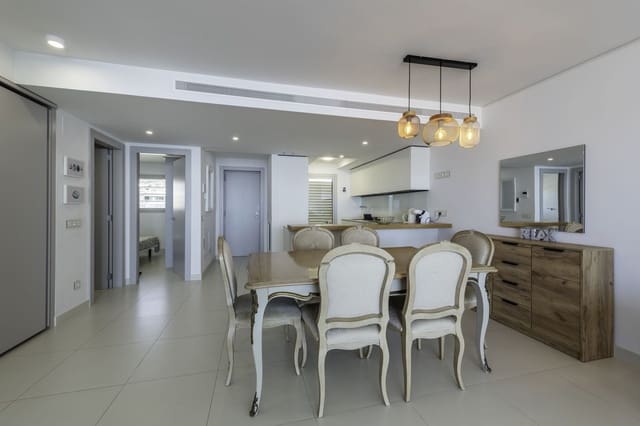 2 makuuhuone Huoneisto myytävänä paikassa El Higuerón, Fuengirola mukana uima-altaan 
autotalli - 699 000 € (Ref: 9353996)