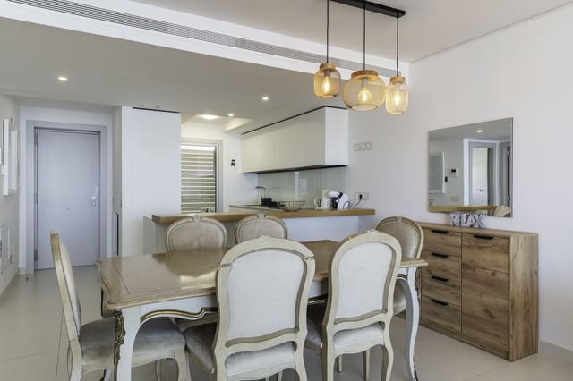 2 makuuhuone Huoneisto myytävänä paikassa El Higuerón, Fuengirola mukana uima-altaan 
autotalli - 699 000 € (Ref: 9353996)