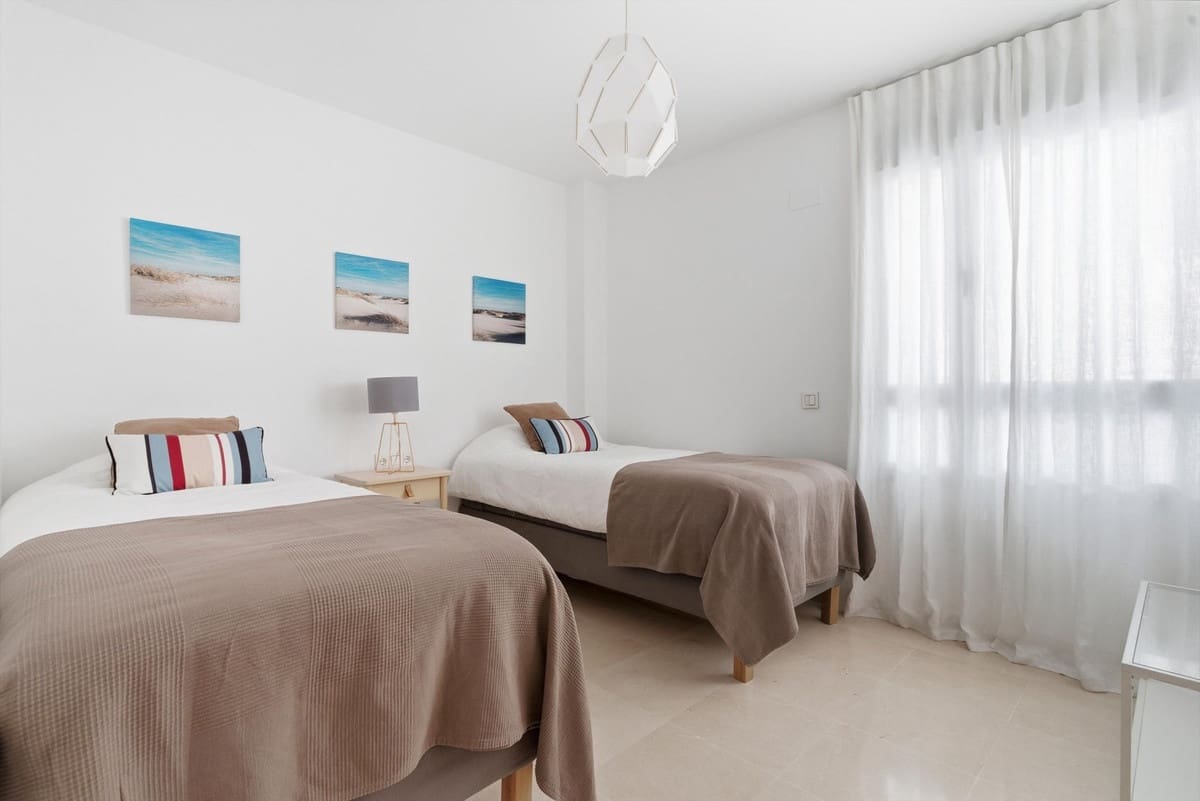 3 soverom Leilighet til salgs i Benahavis med svømmebasseng garasje - € 945 000 (Ref: 9354015)