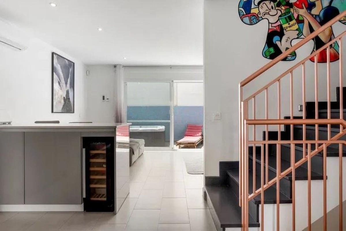 3 quarto Moradia Geminada para venda em Estepona com garagem - 645 000 € (Ref: 9354034)