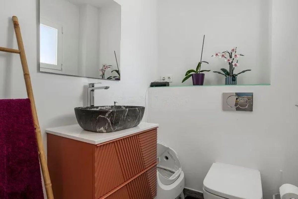 3 quarto Moradia Geminada para venda em Estepona com garagem - 645 000 € (Ref: 9354034)