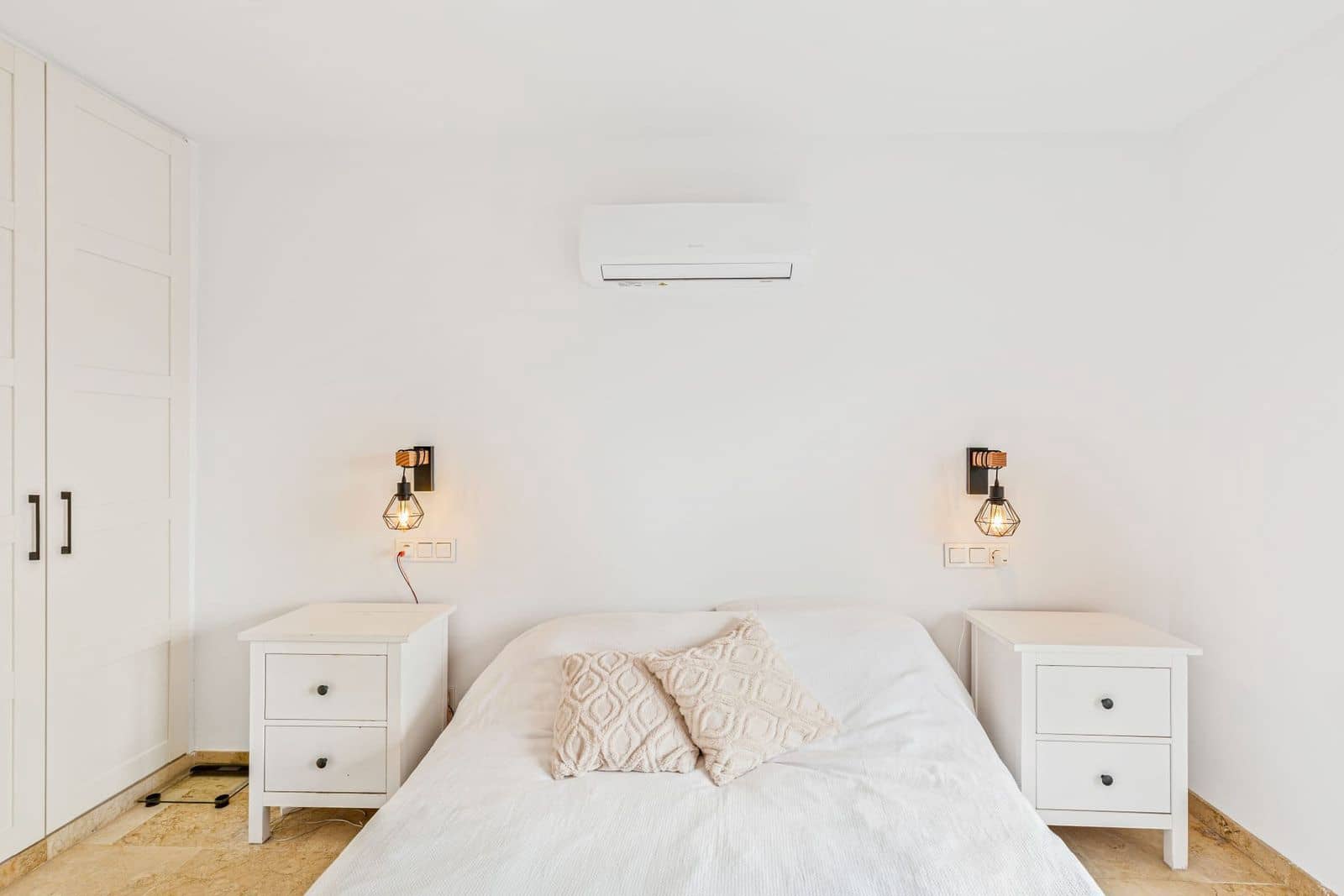 3 bedroom Townhouse for sale in Manilva with pool - € 395,000 (Ref: 9354068)