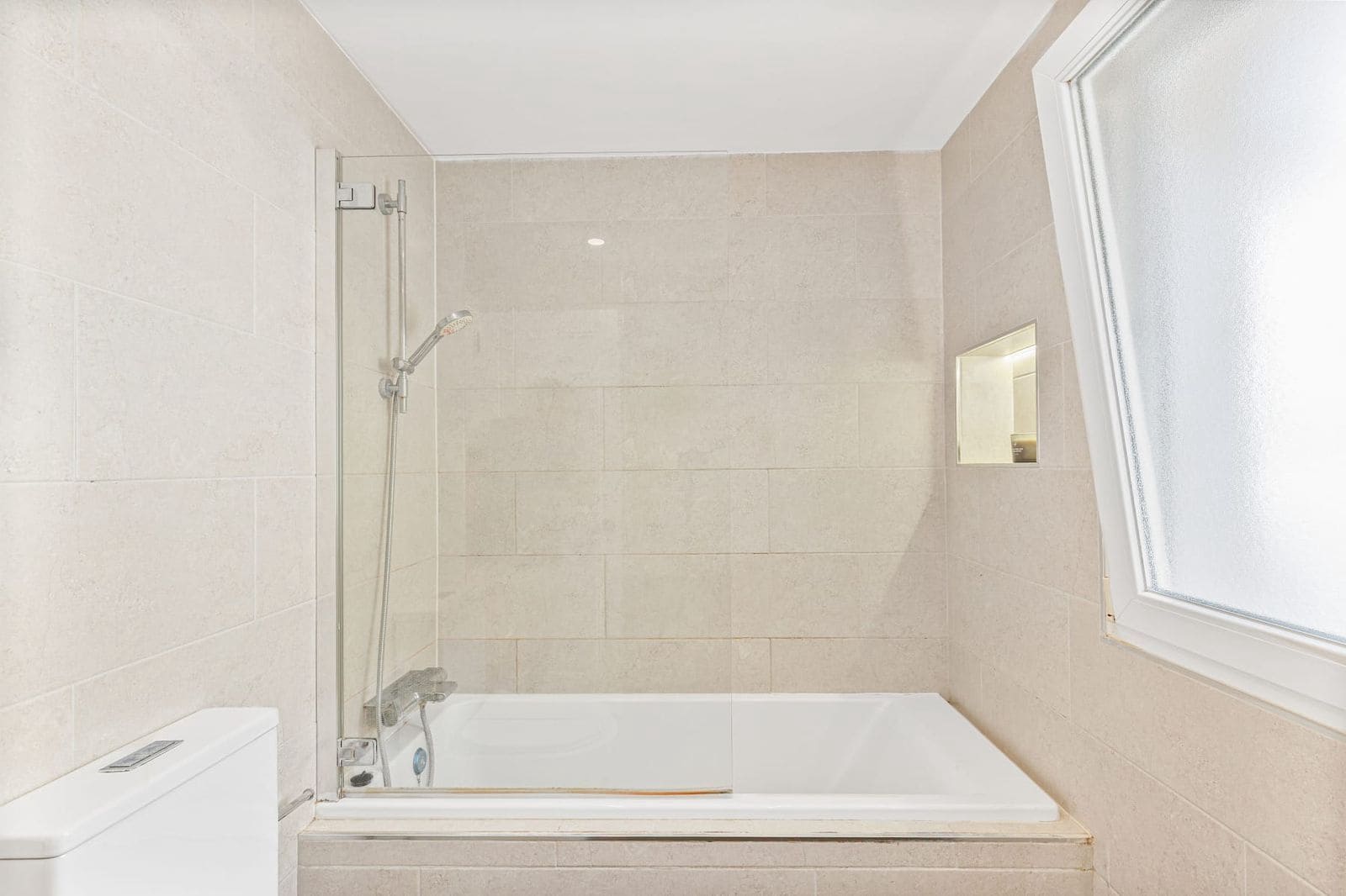 3 bedroom Townhouse for sale in Manilva with pool - € 395,000 (Ref: 9354068)