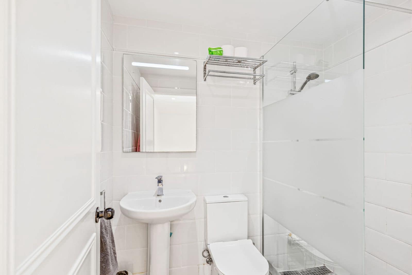 3 bedroom Townhouse for sale in Manilva with pool - € 395,000 (Ref: 9354068)