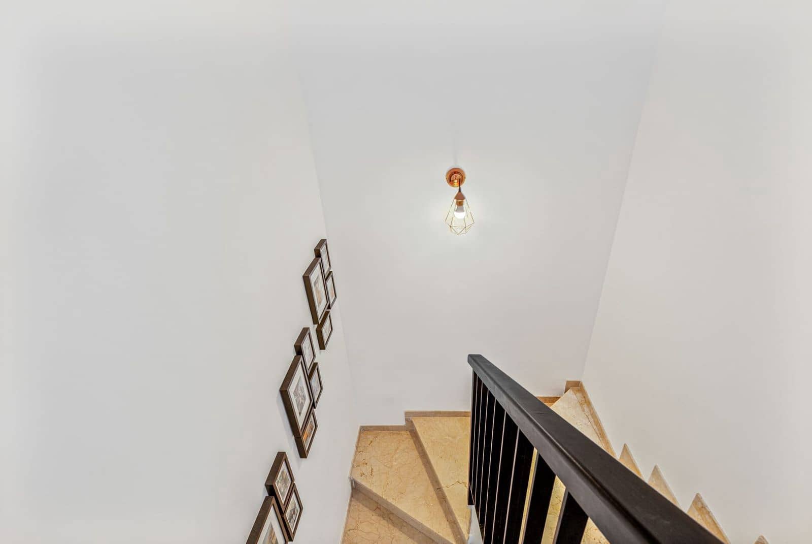 3 bedroom Townhouse for sale in Manilva with pool - € 395,000 (Ref: 9354068)