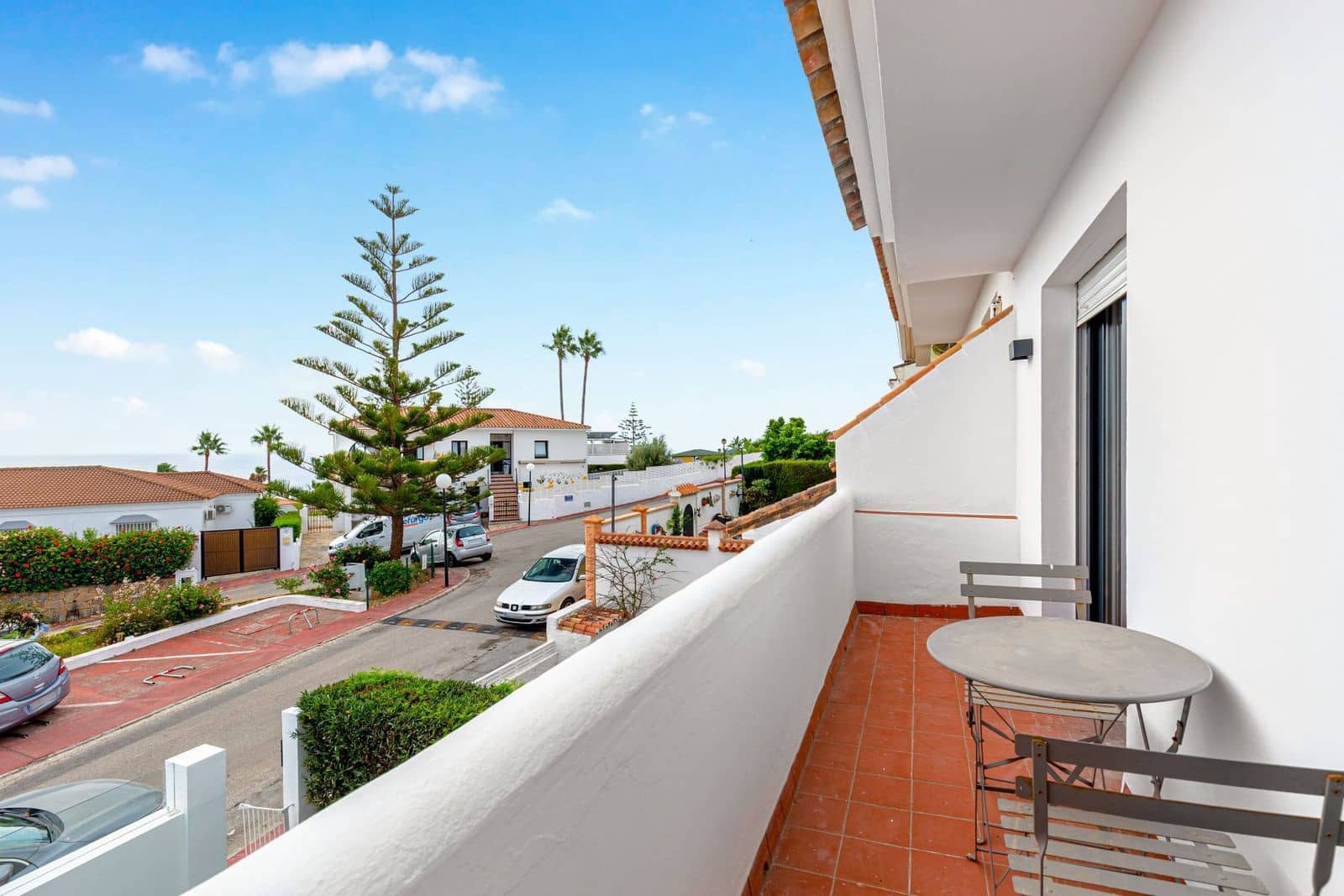 3 bedroom Townhouse for sale in Manilva with pool - € 395,000 (Ref: 9354068)