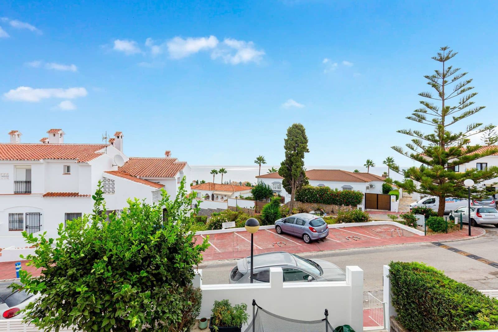 3 bedroom Townhouse for sale in Manilva with pool - € 395,000 (Ref: 9354068)