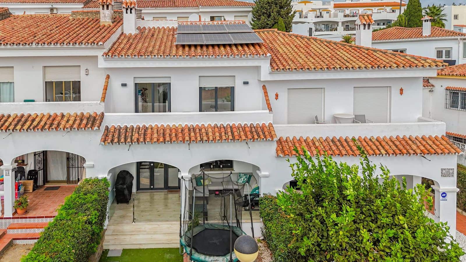 3 bedroom Townhouse for sale in Manilva with pool - € 395,000 (Ref: 9354068)