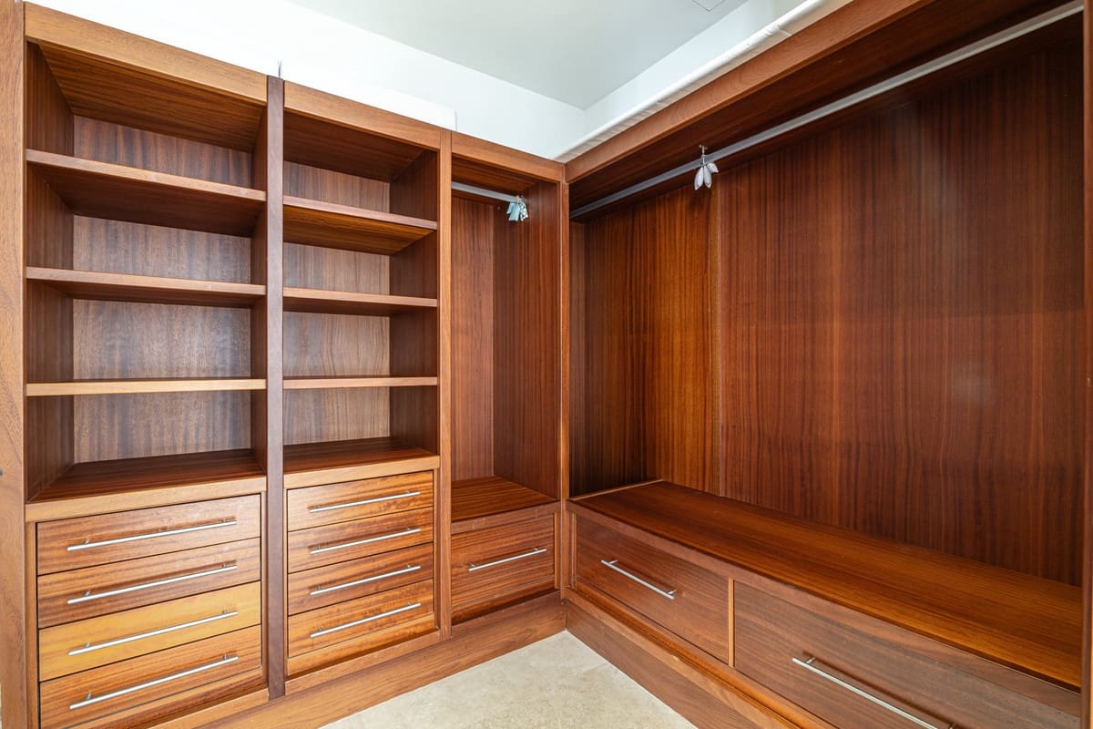 4 sypialnia Willa na sprzedaż w Casares z basenem garażem - 4 550 000 € (Ref: 9356922)