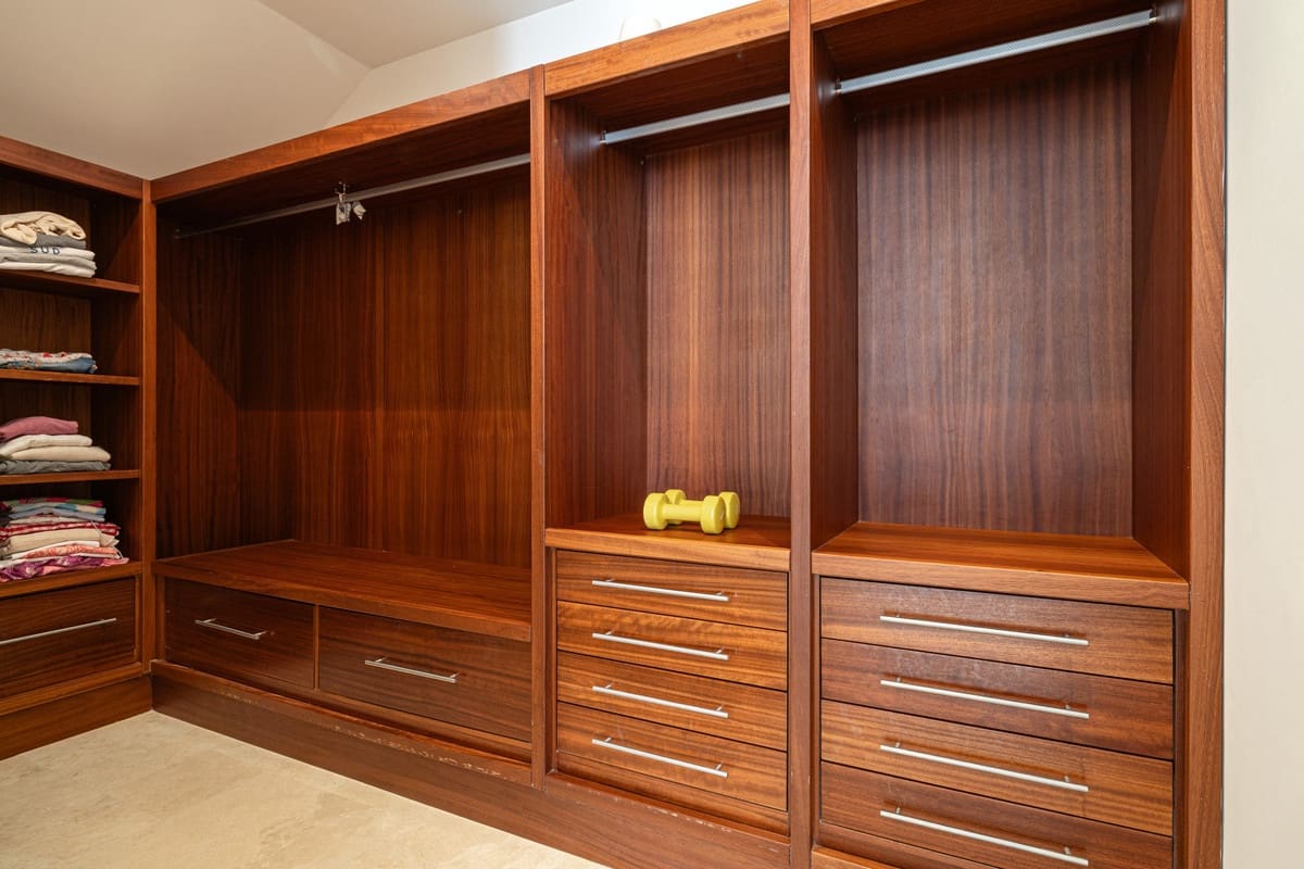 4 sypialnia Willa na sprzedaż w Casares z basenem garażem - 4 550 000 € (Ref: 9356922)