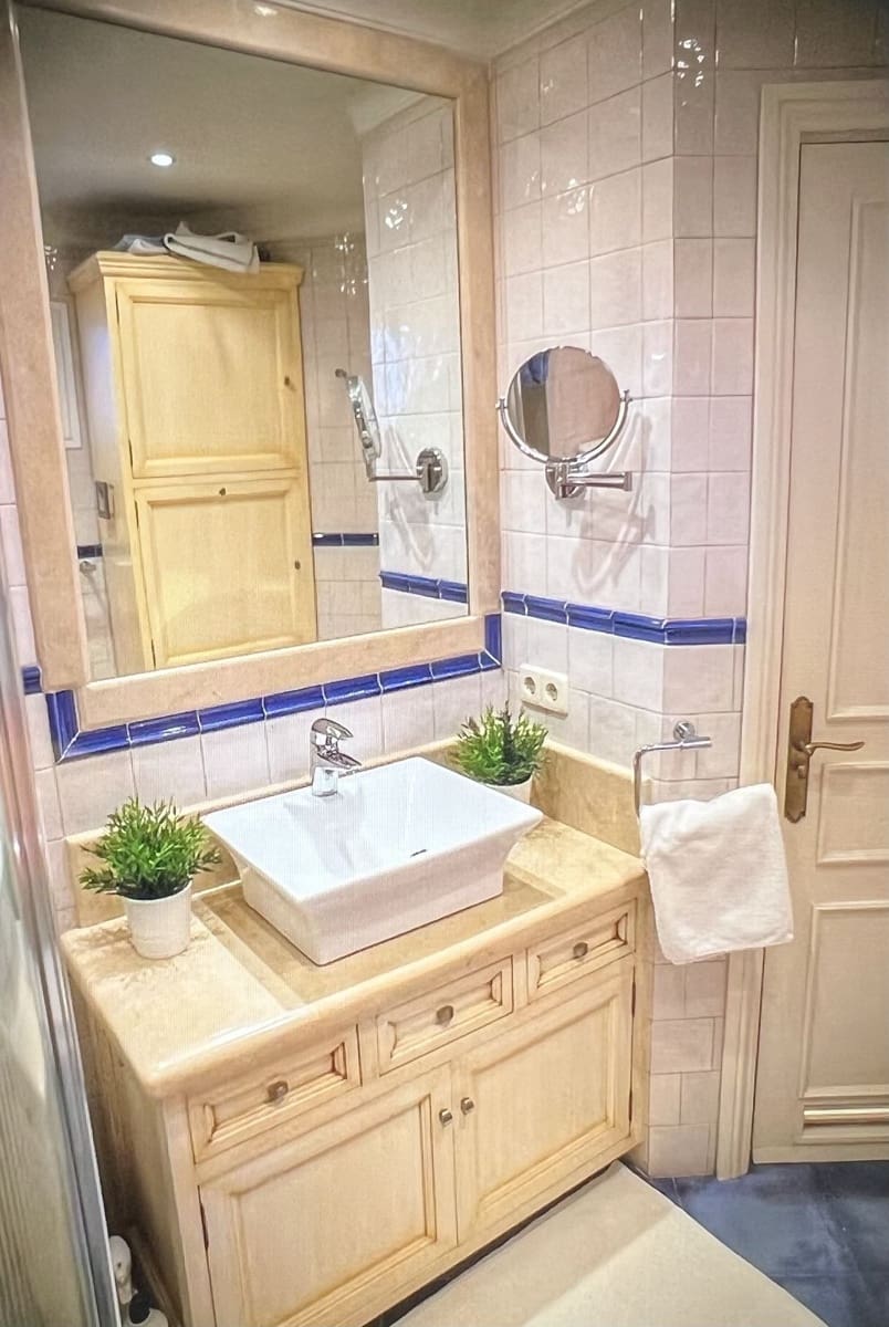 Apartamento de 1 habitación en Marbella en venta con piscina - 280.000 € (Ref: 9356926)