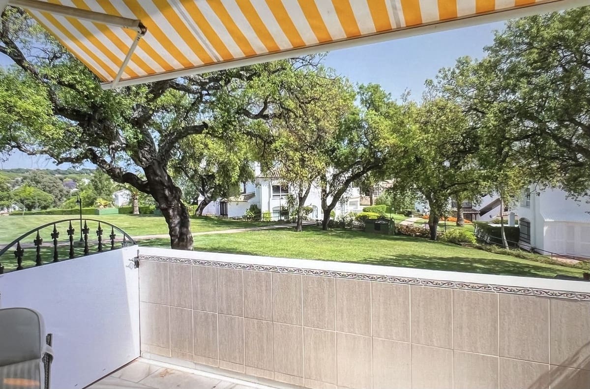 Apartamento de 1 habitación en Marbella en venta con piscina - 280.000 € (Ref: 9356926)