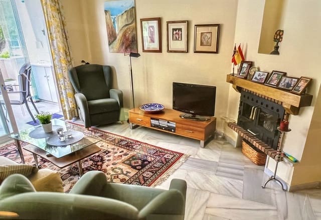 Apartamento de 1 habitación en Elviria - Cabopino, Marbella en venta con piscina - 280.000 € (Ref: 9356926)