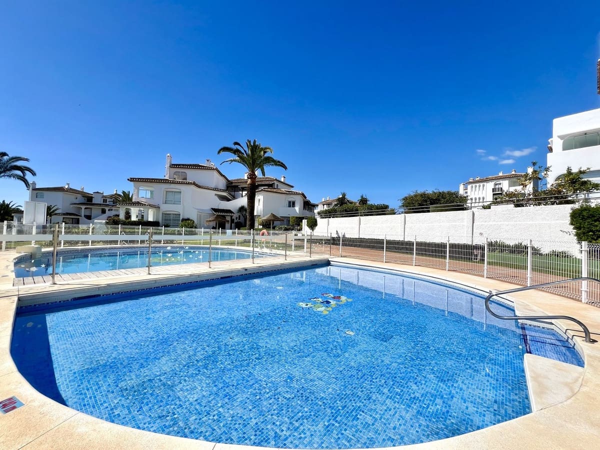Apartamento de 1 habitación en Marbella en venta con piscina - 280.000 € (Ref: 9356926)