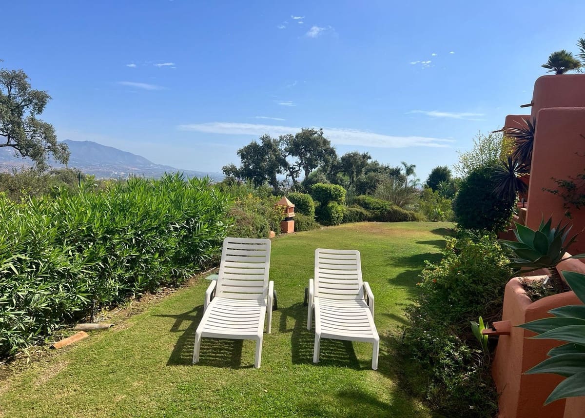 2 quarto Apartamento para venda em La Mairena com piscina - 325 000 € (Ref: 9356928)