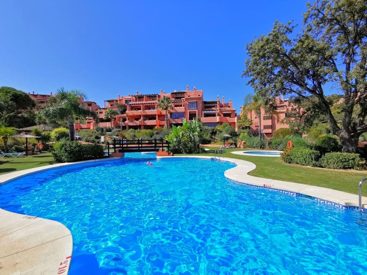 2 quarto Apartamento para venda em La Mairena com piscina - 325 000 € (Ref: 9356928)