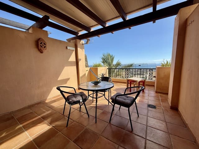 1 soverom Penthouse til salgs i Benalmádena med svømmebasseng garasje - € 270 000 (Ref: 9357458)