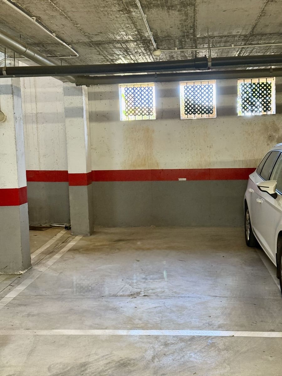 1 soverom Penthouse til salgs i Benalmadena med svømmebasseng garasje - € 270 000 (Ref: 9357458)