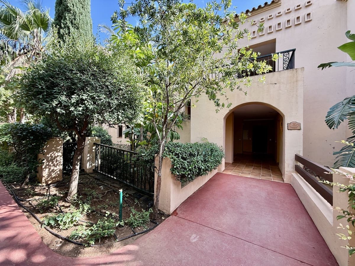 1 soverom Penthouse til salgs i Benalmadena med svømmebasseng garasje - € 270 000 (Ref: 9357458)