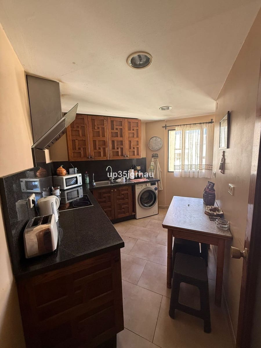 4 Zimmer Penthouse zu verkaufen in Estepona mit Pool - 449.000 € (Ref: 9357542)