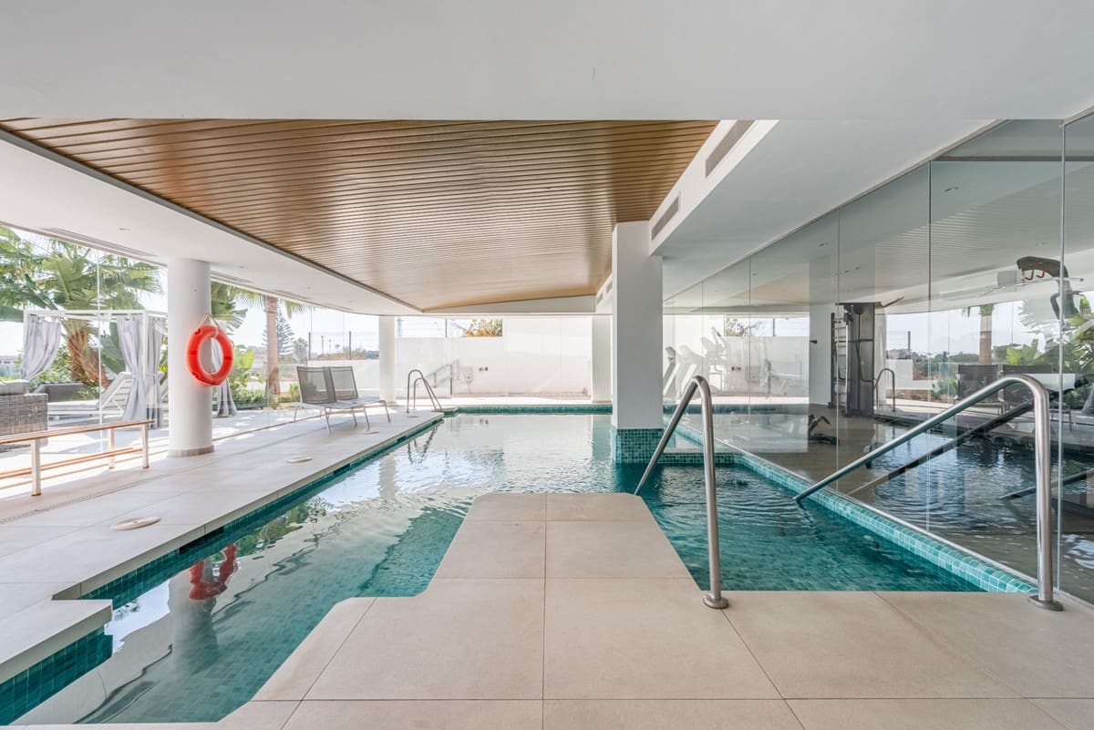 2 quarto Apartamento para venda em Fuengirola com piscina garagem - 619 000 € (Ref: 9362982)