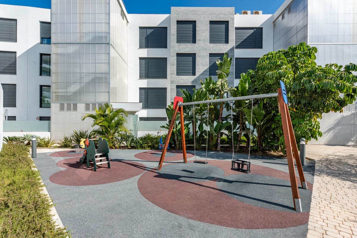 2 quarto Apartamento para venda em Fuengirola com piscina garagem - 619 000 € (Ref: 9362982)