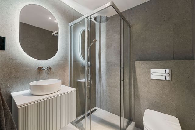 3 soverom Penthouse til salgs i Los Arqueros - Puerto del Almendro, Benahavís med svømmebasseng garasje - € 829 000 (Ref: 9363021)