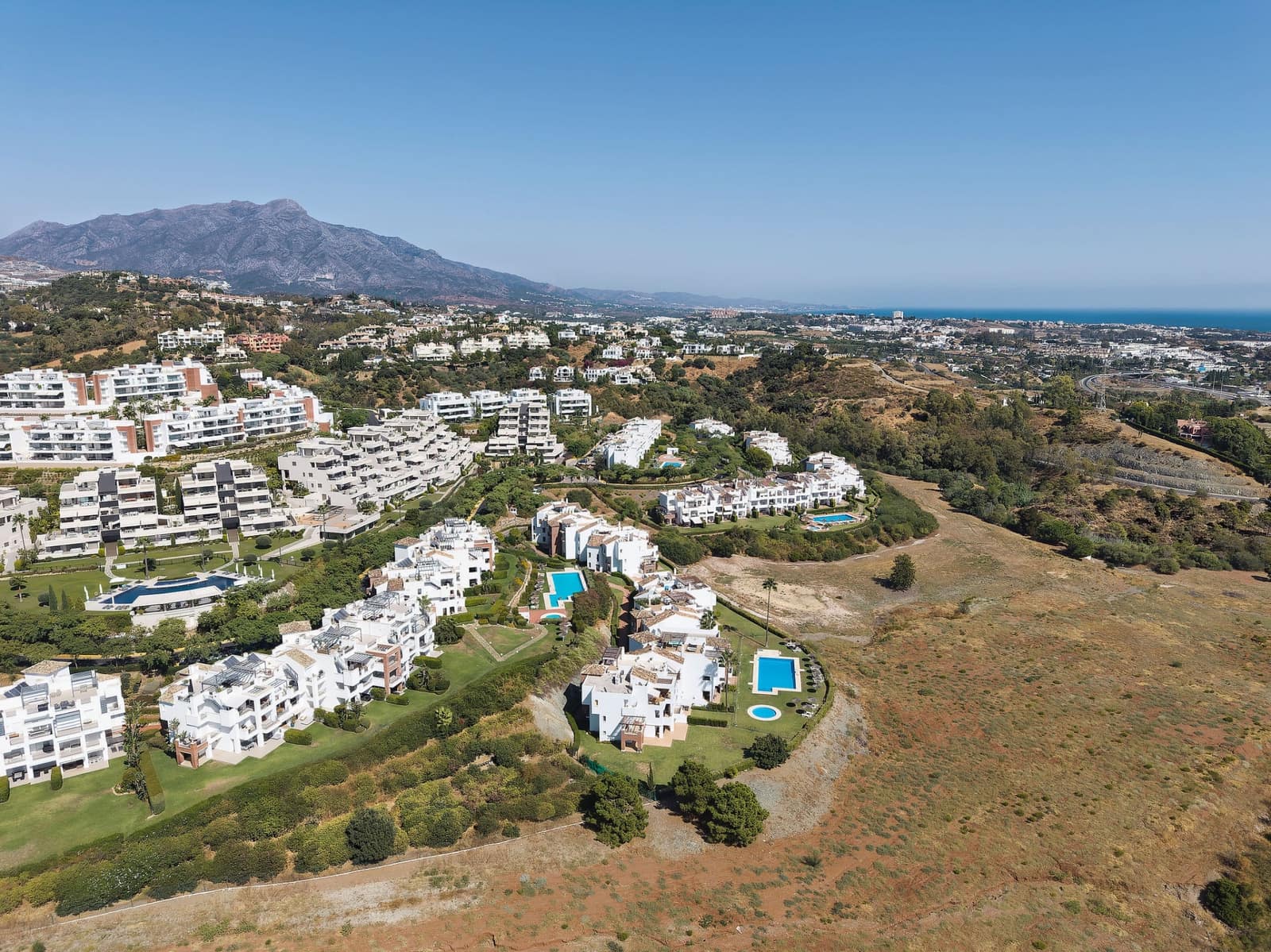 3 slaapkamer Penthouse te koop in Benahavis met zwembad garage - € 829.000 (Ref: 9363021)