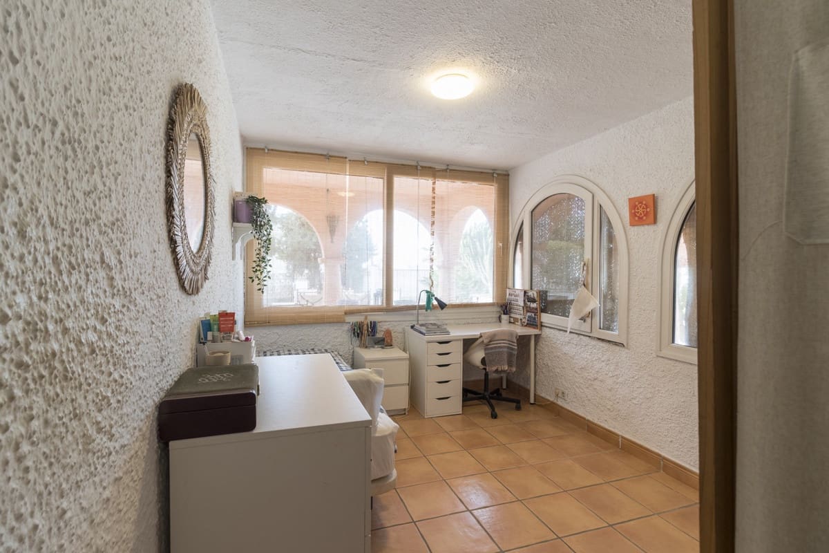 3 soveværelse Semi-Rækkehus til salg i Marbella - € 2.000.000 (Ref: 9366907)