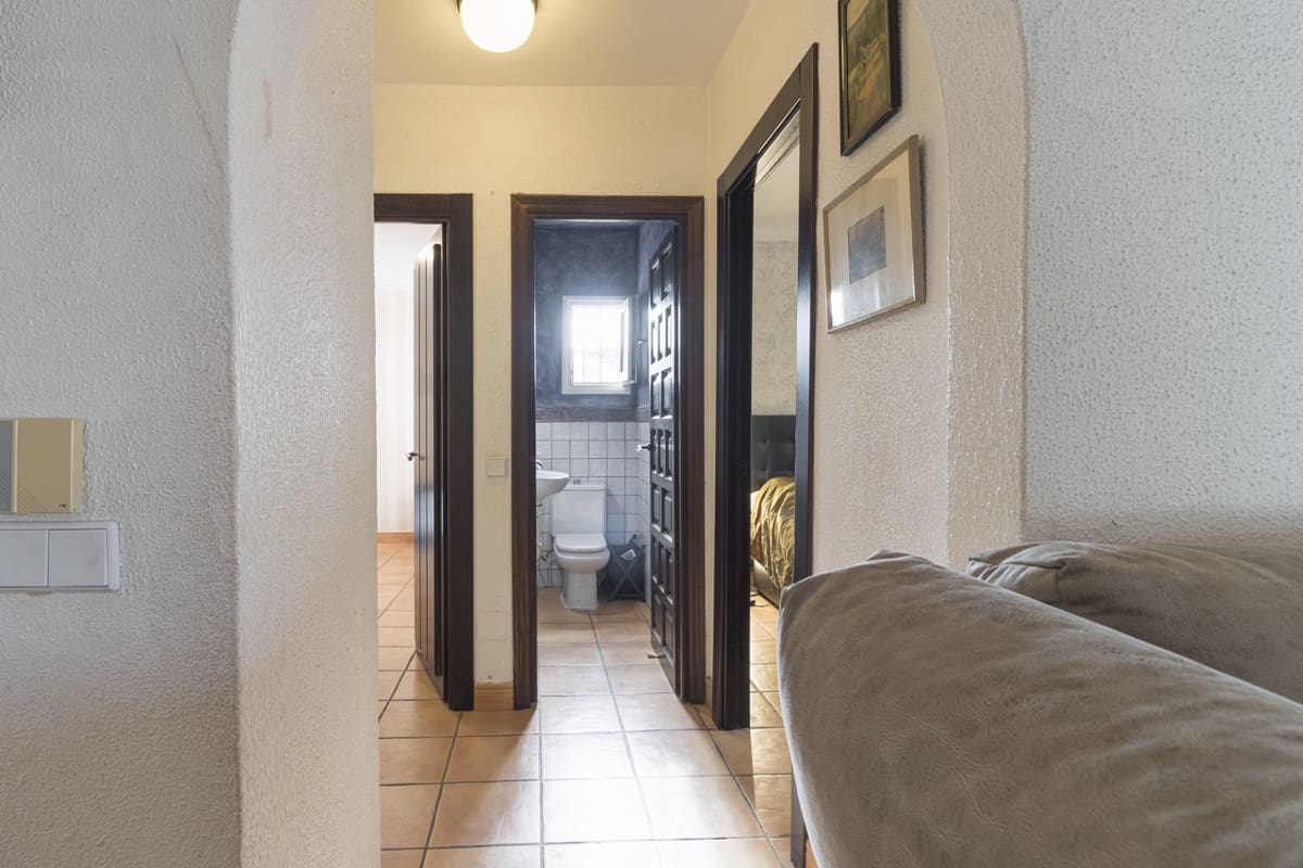 3 soveværelse Semi-Rækkehus til salg i Marbella - € 2.000.000 (Ref: 9366907)