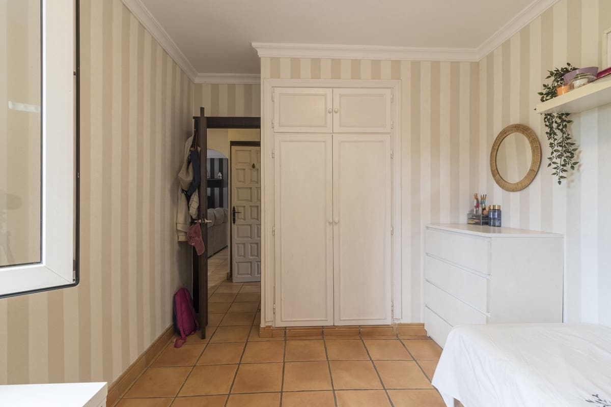 3 soveværelse Semi-Rækkehus til salg i Marbella - € 2.000.000 (Ref: 9366907)