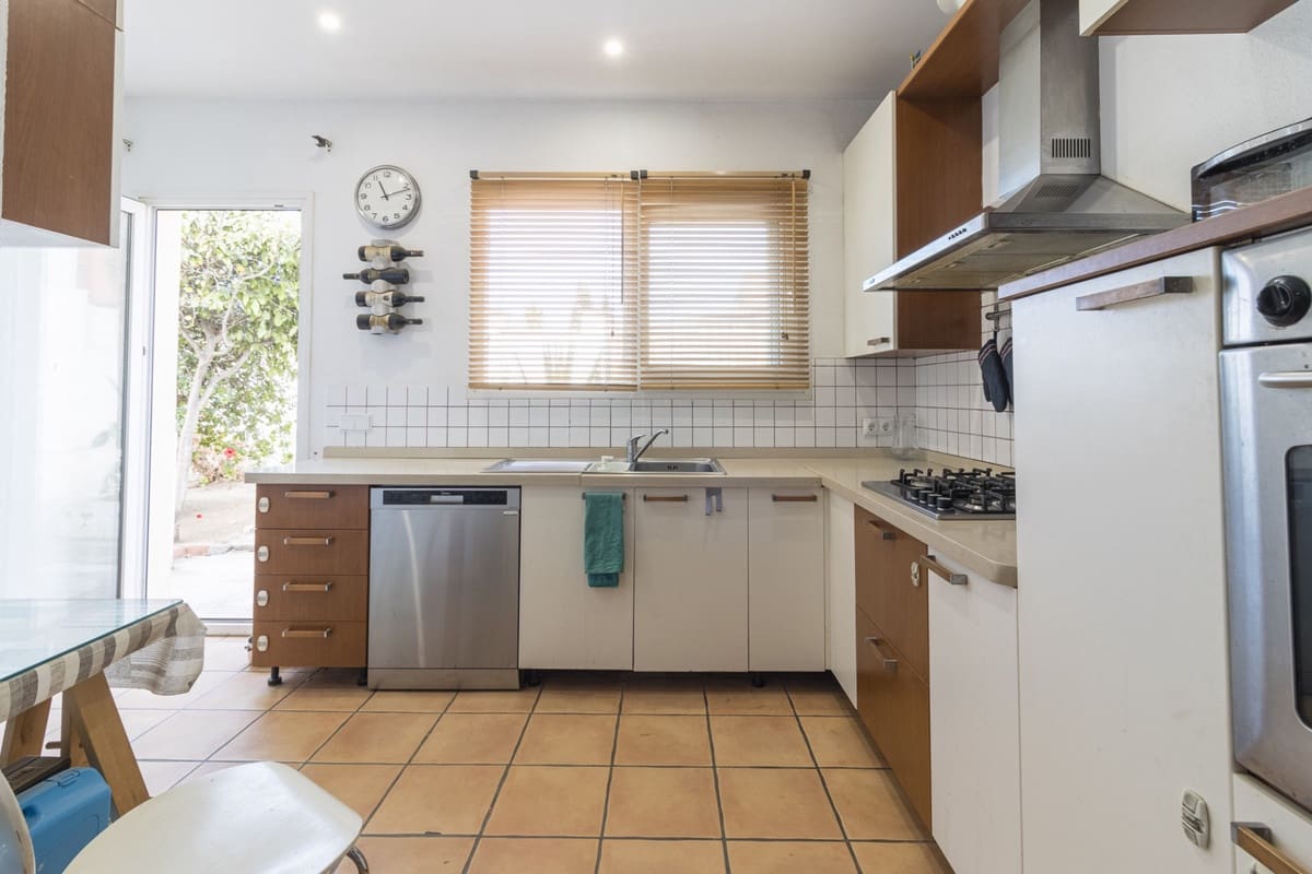 3 soveværelse Semi-Rækkehus til salg i Marbella - € 2.000.000 (Ref: 9366907)