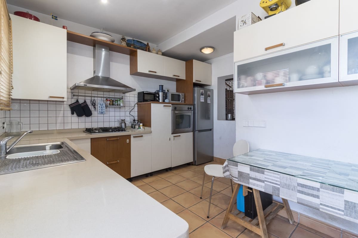 3 soveværelse Semi-Rækkehus til salg i Marbella - € 2.000.000 (Ref: 9366907)