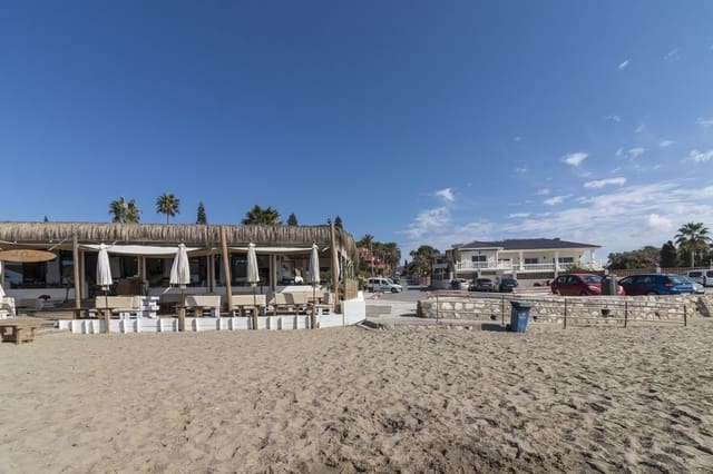 3 quarto Moradia Geminada para venda em Marbella - 2 000 000 € (Ref: 9366907)