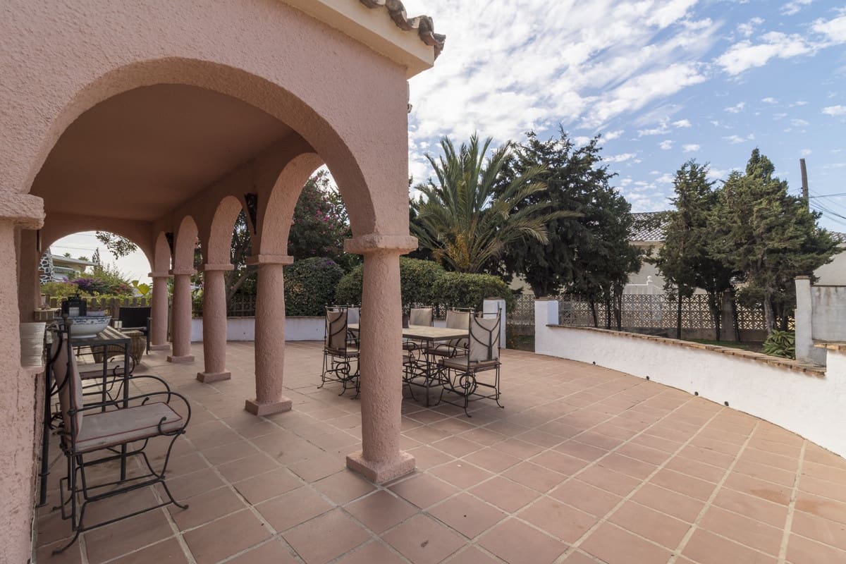 3 soveværelse Semi-Rækkehus til salg i Marbella - € 2.000.000 (Ref: 9366907)