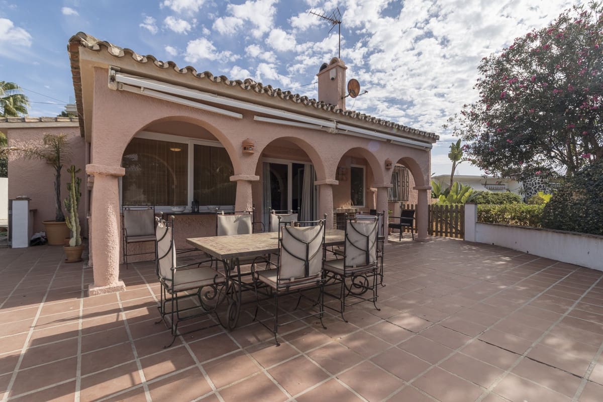 3 soveværelse Semi-Rækkehus til salg i Marbella - € 2.000.000 (Ref: 9366907)