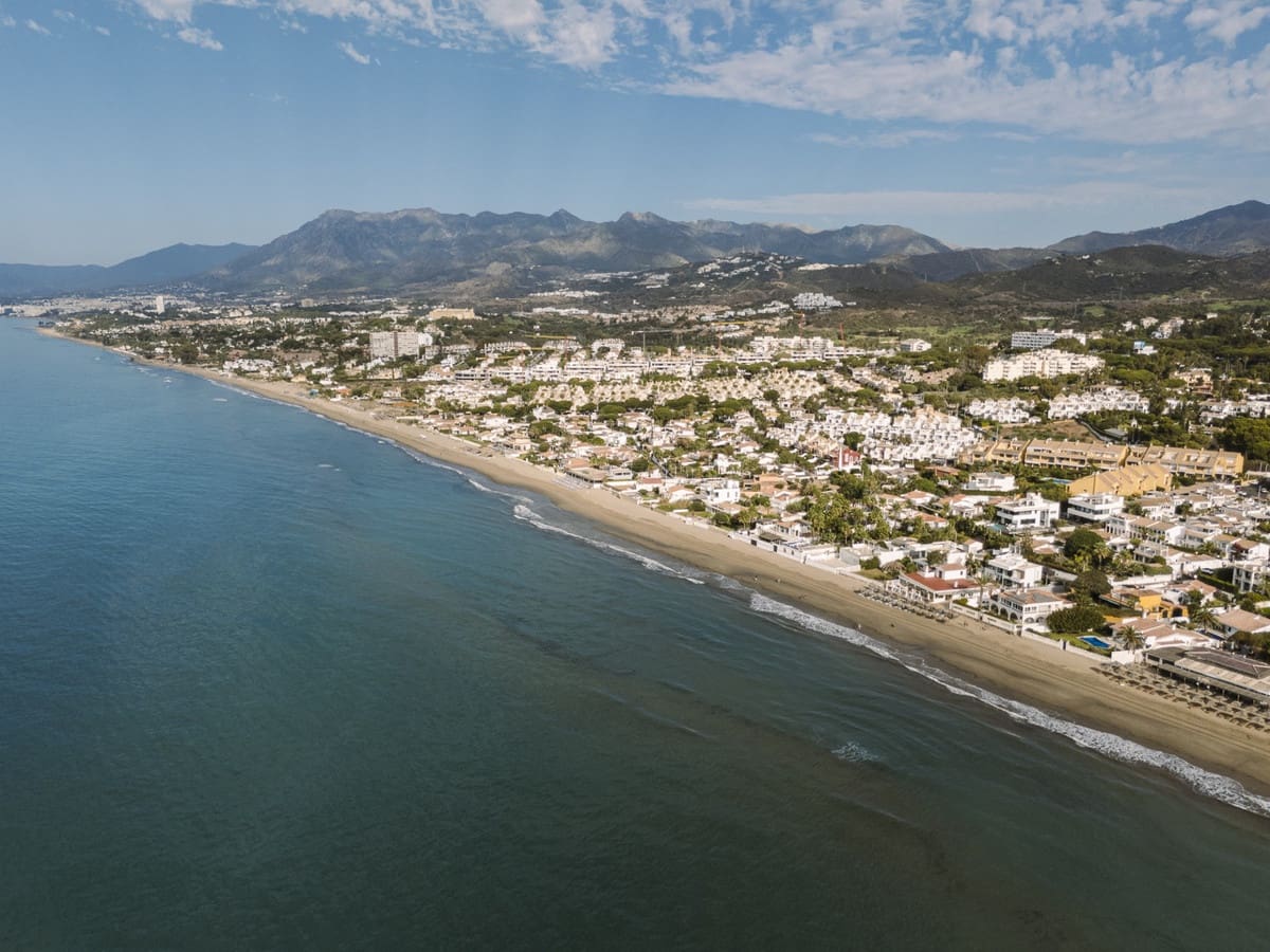 3 soveværelse Semi-Rækkehus til salg i Marbella - € 2.000.000 (Ref: 9366907)