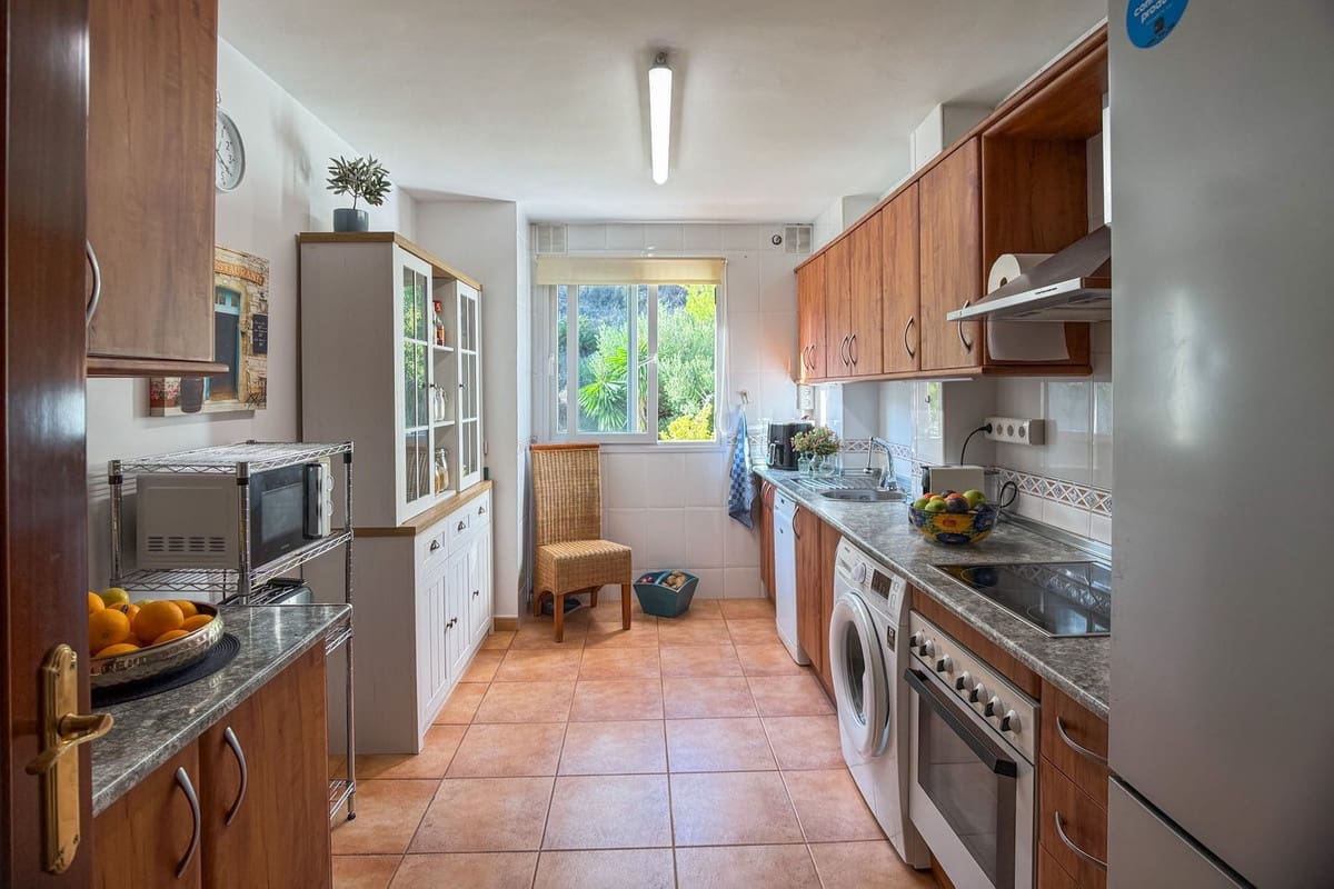 3 quarto Penthouse para venda em Benalmadena com piscina - 619 000 € (Ref: 9367763)