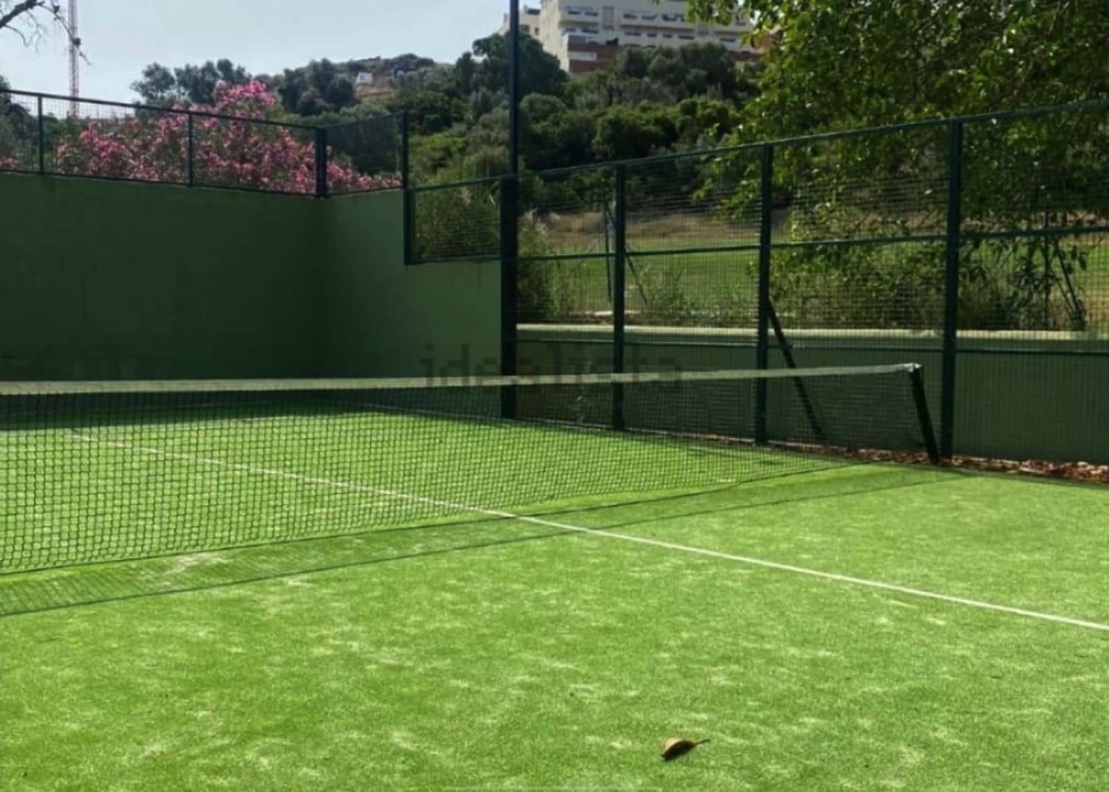 2 bedroom Penthouse for sale in La Duquesa / Puerto de la Duquesa with pool garage - € 260,000 (Ref: 9367764)