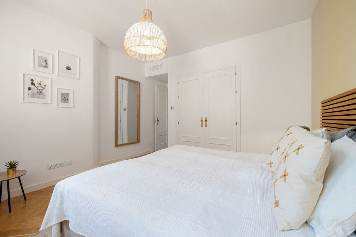 3 sypialnia Penthouse na sprzedaż w Nueva Andalucia z basenem garażem - 1 145 000 € (Ref: 9367765)