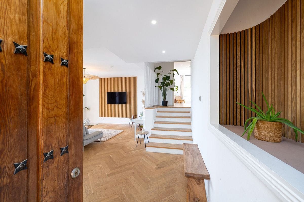 3 sypialnia Penthouse na sprzedaż w Nueva Andalucia z basenem garażem - 1 145 000 € (Ref: 9367765)