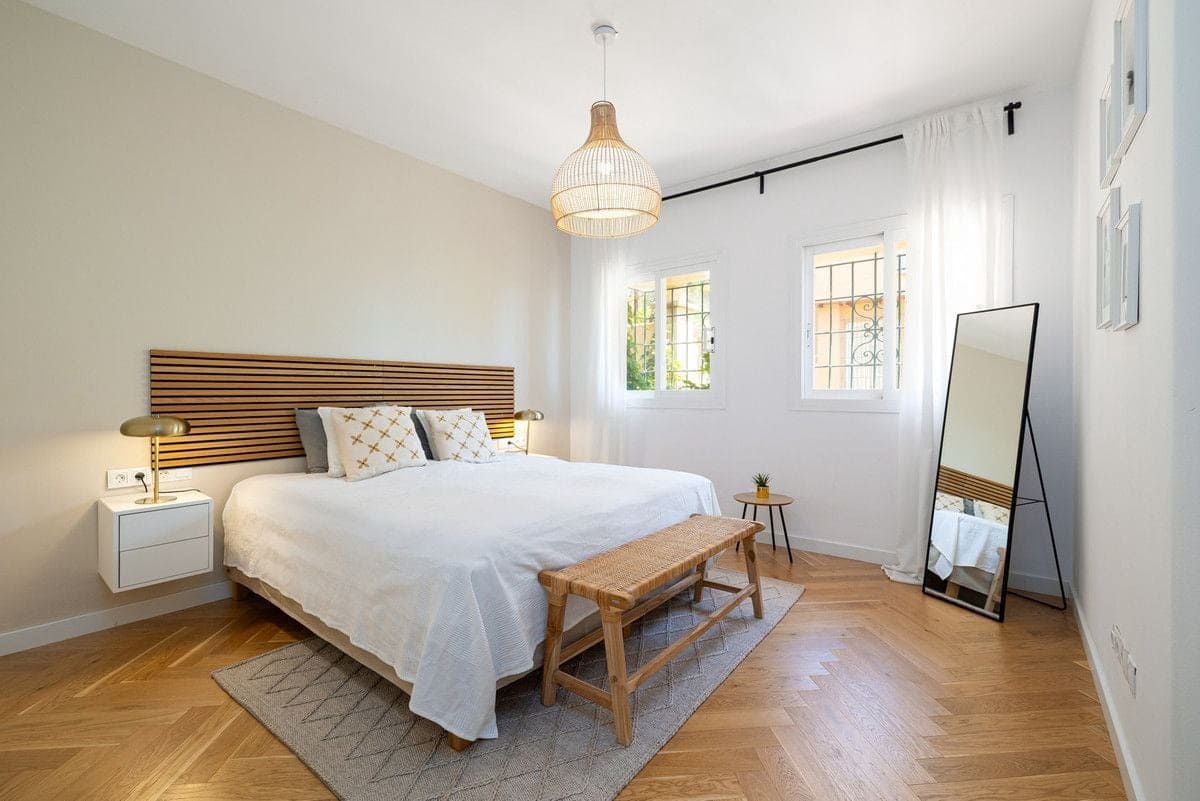 3 sypialnia Penthouse na sprzedaż w Nueva Andalucia z basenem garażem - 1 145 000 € (Ref: 9367765)