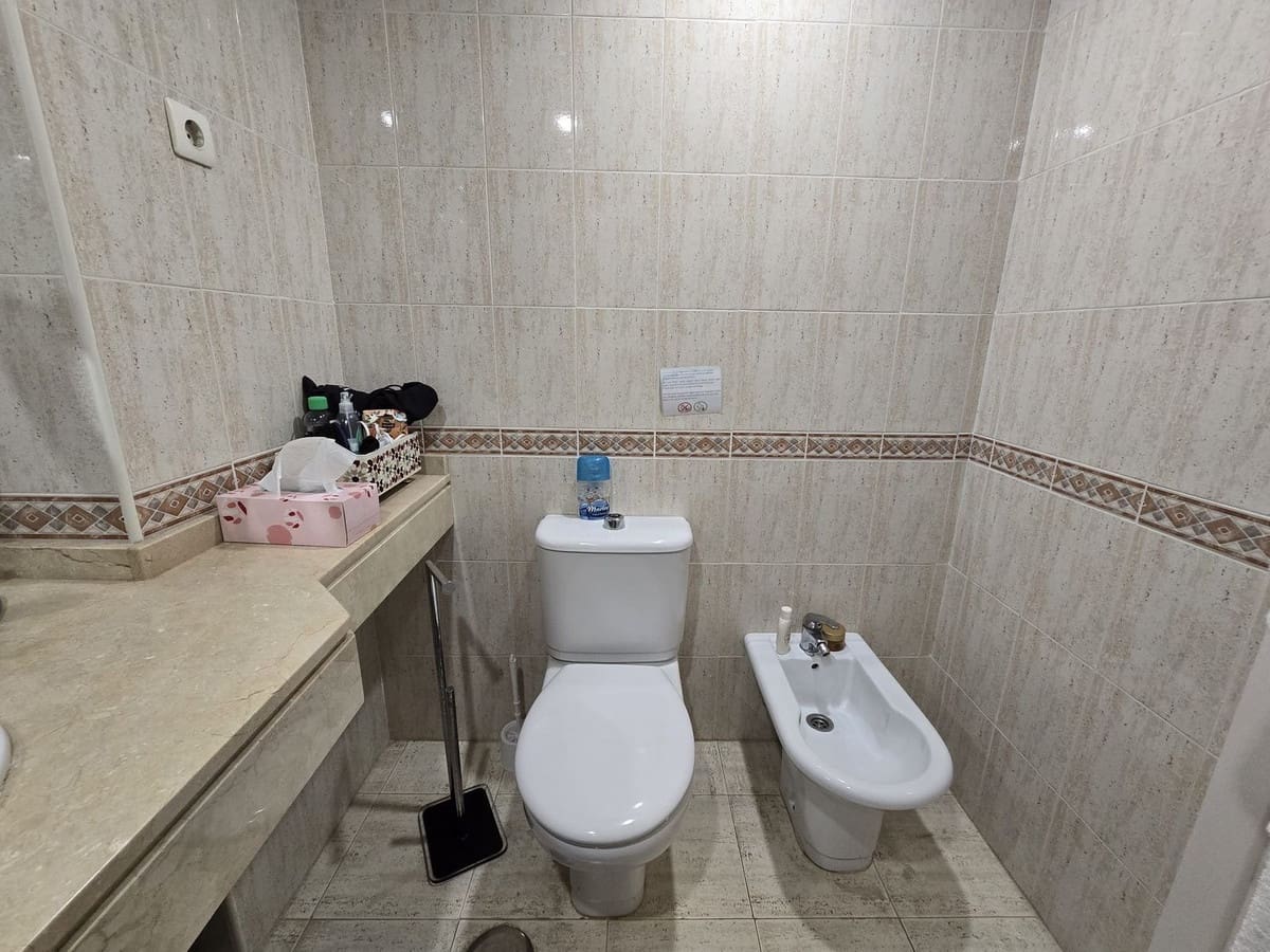 2 bedroom Apartment for sale in Torrequebrada with pool garage - € 660,000 (Ref: 9373812)