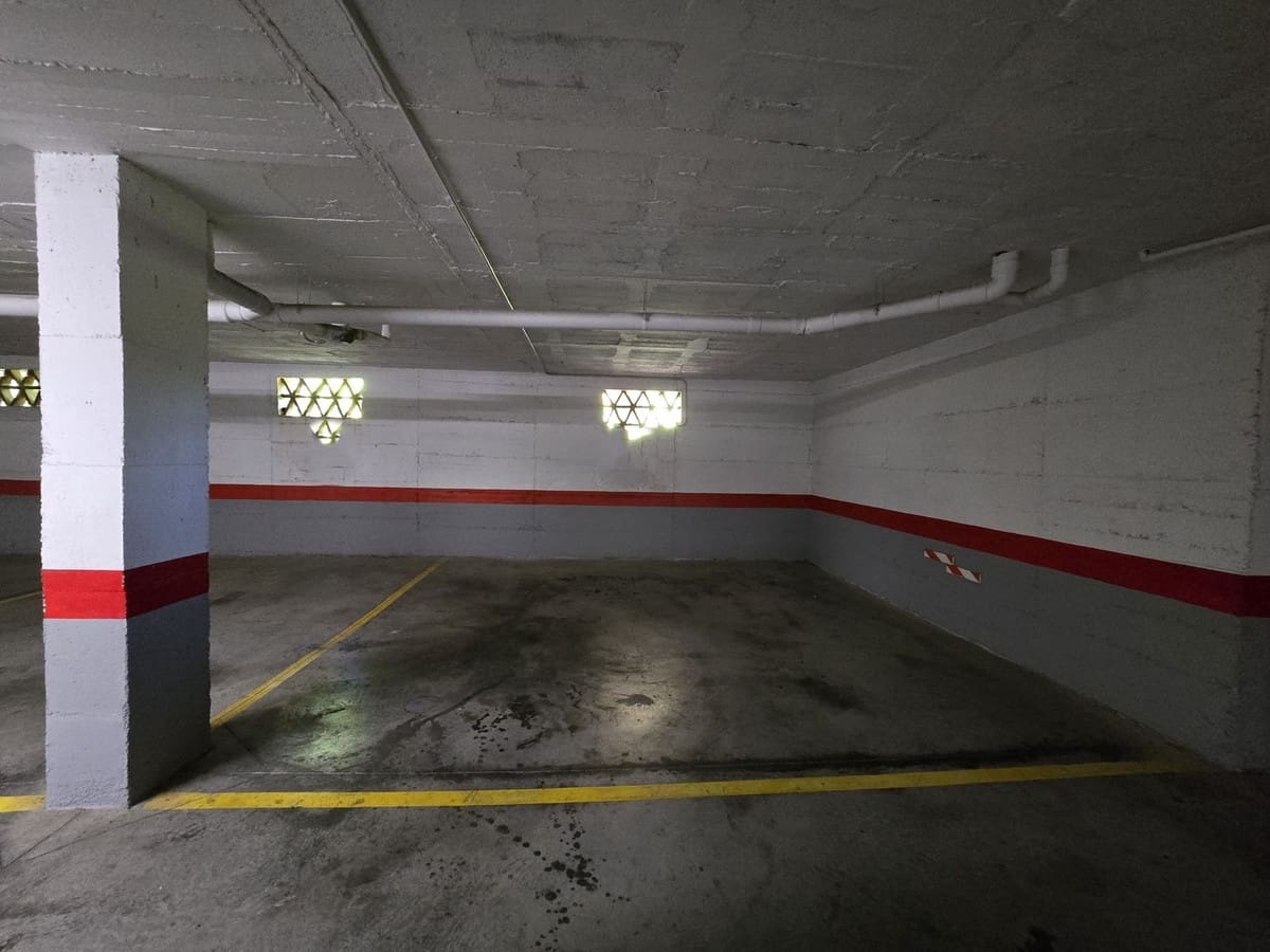 2 bedroom Apartment for sale in Torrequebrada with pool garage - € 660,000 (Ref: 9373812)